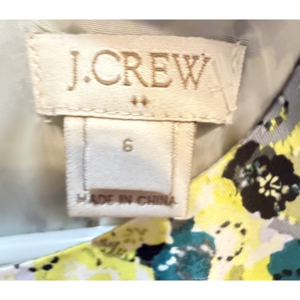 J.Crew Floral Fit Flare Dress Size 6 Short Sleeve Spring Summer Work - Picture 4 of 5